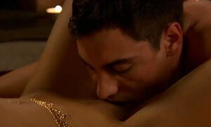 Making A Different Way of Massage Just To Feel Arouse