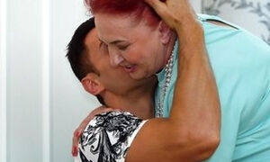 Curvy granny having kinky sex with a muscled stud