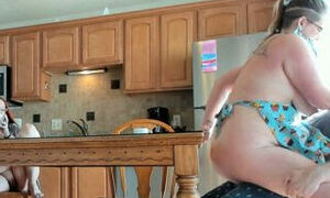 Cuckquean Breakfast - Submissive Cuckcake Serves