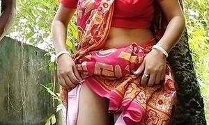 beautiful Village wife Living Lonly Bhabi Sex In Outdoor Fuck