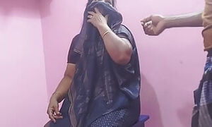 A beautiful Tamil aunty has a hot sex with a young man