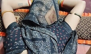 Desi Village Bhabhi Fucked Hard By Her Devar First Time in black saree
