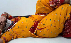 Indian Desi Bhabhi Mood On Full Sex Video Ghaghra Mein Ki Chudai
