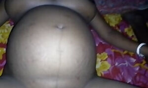 Pregnant bhabhi ko chudai ka man kiya to ghar per Bulaya aur maje liye