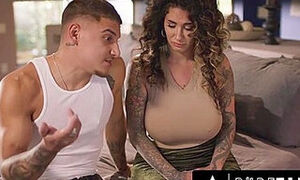 Tattooed Milf Gets Raw Fucked