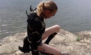 Public solo cosplay lakeside - Daphne Phoenix