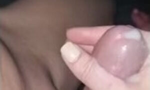 Milf gets a handful of sperm after sounding handjob