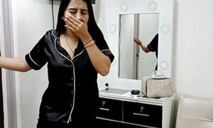 Sucking a rich and big cock at home - Porn in Spanish