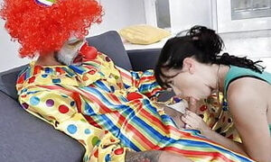 MILF does party tricks on clown