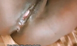 Where Are The Guys Who Like Older Women - Sri Lankan
