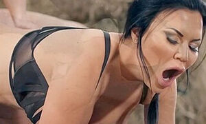 Milf Is Horsing Around With The Stable Boy - Jordi El Nino Polla And Jasmine Jae