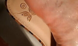 Wifes Heels and Feet Pissing