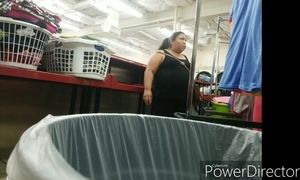 Enormous Latina dolls doing laundry