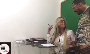 Black catra fucks teacher in classroom