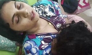 Vaishnavy sexy nighty ass kissing and ass grab by Sharun Raj, Mallu hot couple ass lick, kiss and ass grab with face on ass