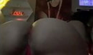 Red twerk tease