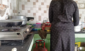 Housewife hot fucking romance in kitchen