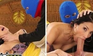 Japanese Sex Industry Star Vicki Pursue Takes Buttfuck From A Hooded Boy