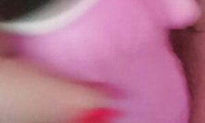 Plus-size labia have fun