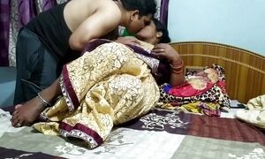 Sexy wife Tina fast fucked in saree with her boyfriend on Xhamster 2023