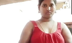 Madurai, Tamil sexy aunty in chimmies with hard nipples