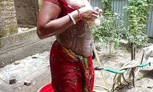 new video yours bhabhi I took a video while taking a bath