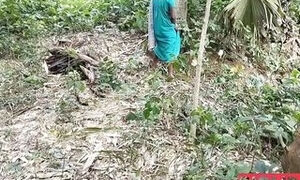 Bhabi ko chot te  time bhiya garpe agaya tha.Indian jangal sex. indian villge sex. Indian wife sex.desi sex.