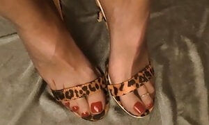 NYLONFEET IN HIGH high-heeled slippers