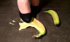 Wife crush banana