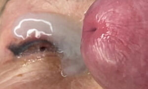 Mature lady facecum huge load on eye &period;