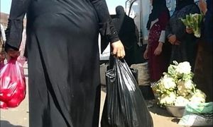 Sumptuous hijab wifey wiggling her backside - merat el arse