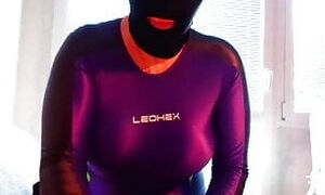 Leohex blowjob