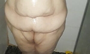 Douche bbw