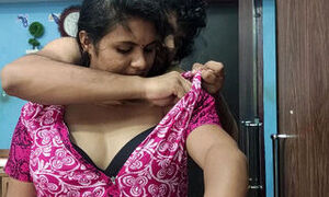 malayali desi husband and wife hot romantic bedroom sex in nighty