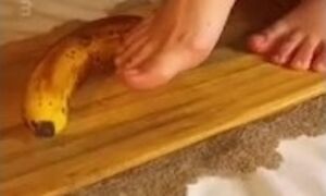ASMR Feet/Food Smashing Bananas