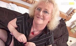 Busty Granny Claire Knight Needs To Finger Her Juicy Cunt Asap