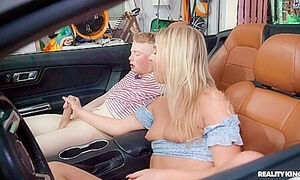 Car Squirter Makes Nice With Mean Wife 3some